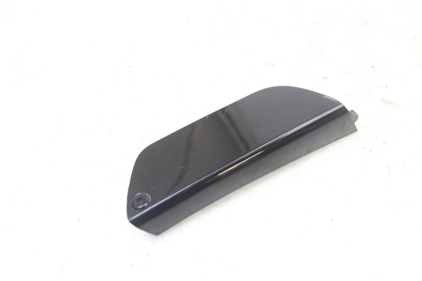 photo de TRAPPE DE VISITE DROITE HONDA ST PAN EUROPEAN 1300 (2002 - 2013)