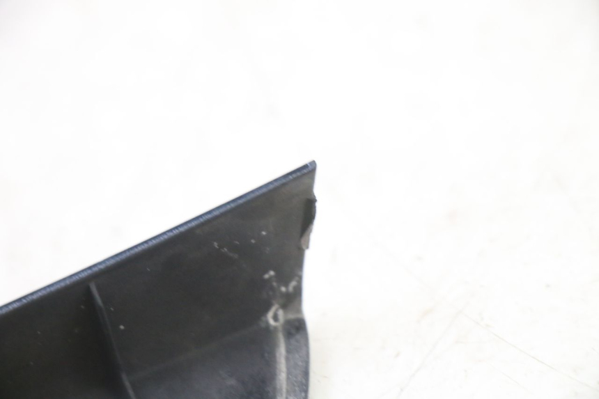 photo de TRAPPE DE VISITE DROITE HONDA ST PAN EUROPEAN 1300 (2002 - 2013)