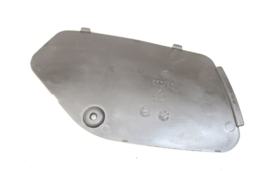 photo de  TRAPPE DE VISITE GAUCHE PIAGGIO MP3 LT 300 (2010 - 2016)