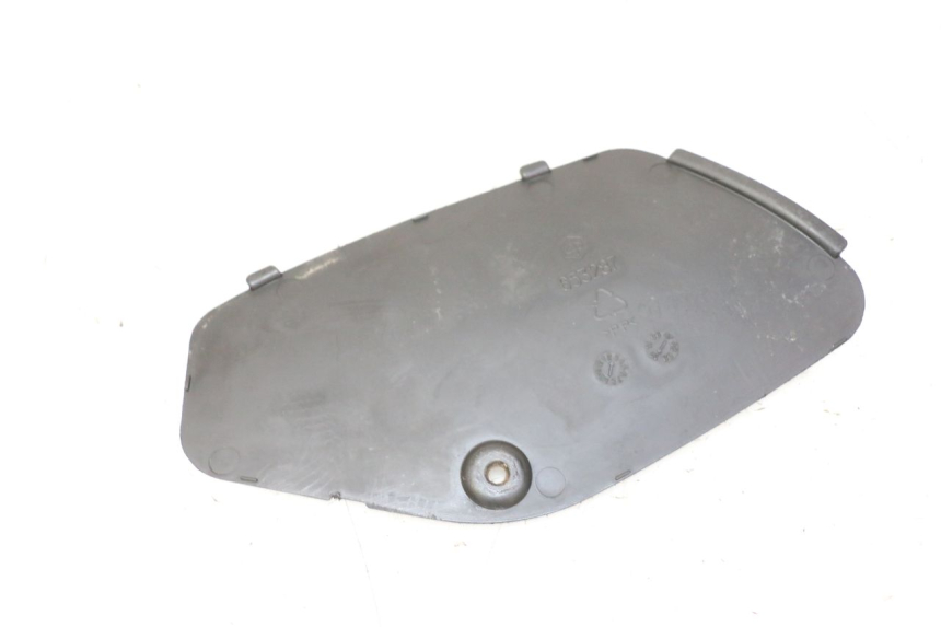 photo de  TRAPPE DE VISITE GAUCHE PIAGGIO MP3 LT 300 (2010 - 2016)