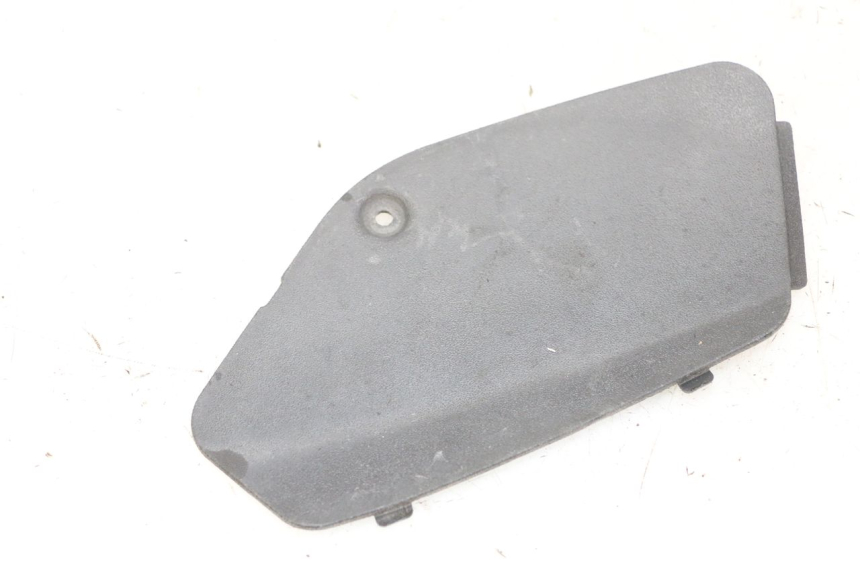 photo de  TRAPPE DE VISITE GAUCHE PIAGGIO MP3 500 (2014 - 2016)