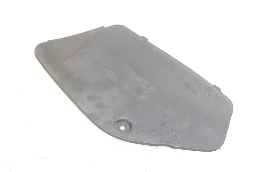 photo de  TRAPPE DE VISITE GAUCHE PIAGGIO MP3 125 (2006 - 2014)