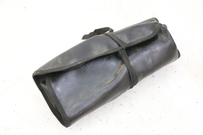 photo de TROUSSE A OUTILS BMW C1 125 (2000 - 2003)