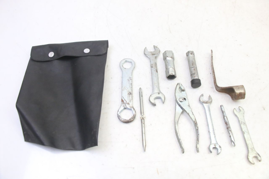 photo de TROUSSE A OUTILS APRILIA CLASSIC 125 (1995 - 2001)
