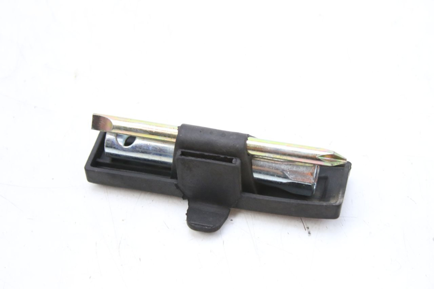 photo de TROUSSE A OUTILS YAMAHA CYGNUS X INJECTION 125 (2007 - 2013)