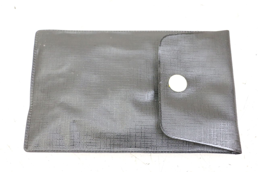 photo de TROUSSE A OUTILS HONDA FES S-WING SWING ABS 125 (2007 - 2015)