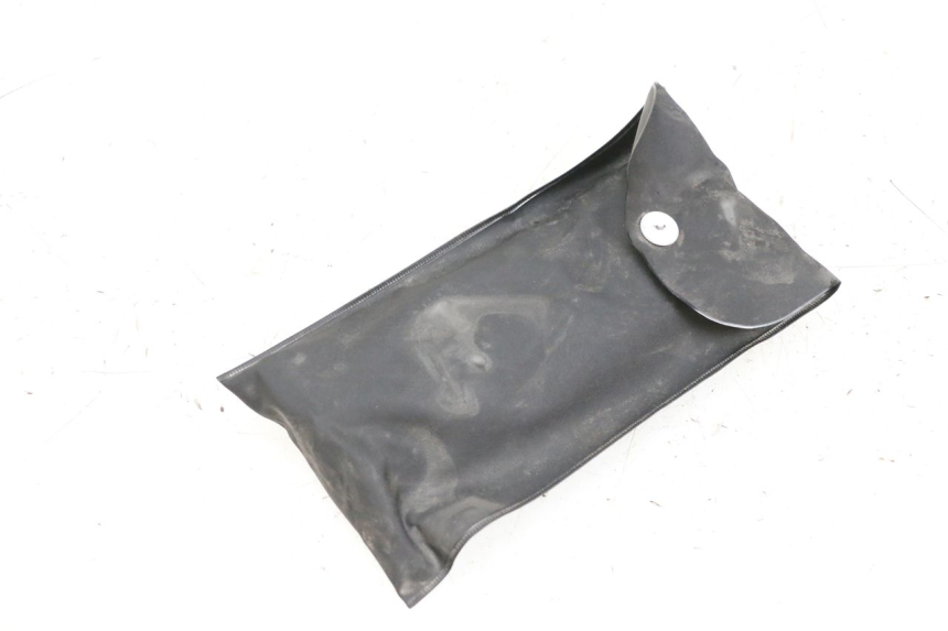 photo de TROUSSE A OUTILS YAMAHA MT-07 MT07 ABS 700 (2018 - 2020) - Zoom état d’usage