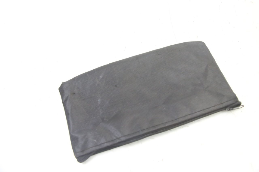 photo de TROUSSE A OUTILS PEUGEOT KISBEE 4T 50 (2010 - 2017)