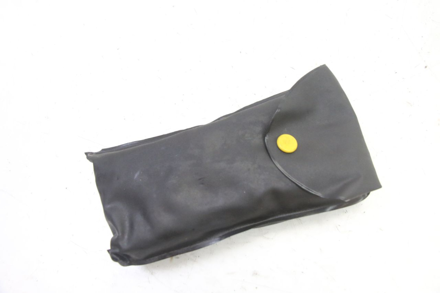 photo de TROUSSE A OUTILS YAMAHA TDR DELTABOX 125 (1993 - 2003)