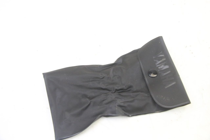 photo de TROUSSE A OUTILS YAMAHA XMAX X-MAX 125 (2021 - 2025)
