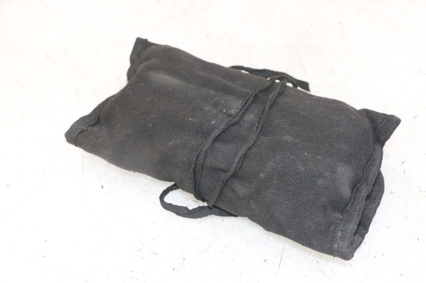 photo de TROUSSE A OUTILS YAMAHA XJ6 ABS 600 (2008 - 2016)