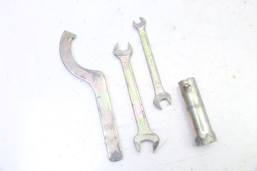 photo de TROUSSE A OUTILS YAMAHA YFM BRUIN 350 (2003 - 2009)