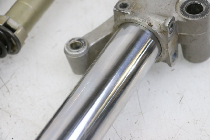 photo de TUBE FOURCHE HONDA CR 85 (2003 - 2007)