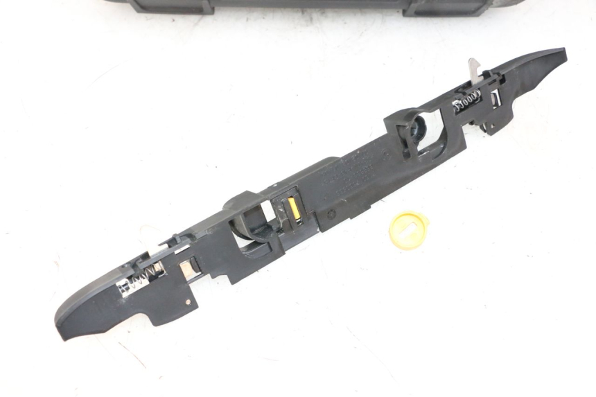 photo de VALISE DROITE BMW R GS 1250 (2021 - 2024) - Détail de la pièce