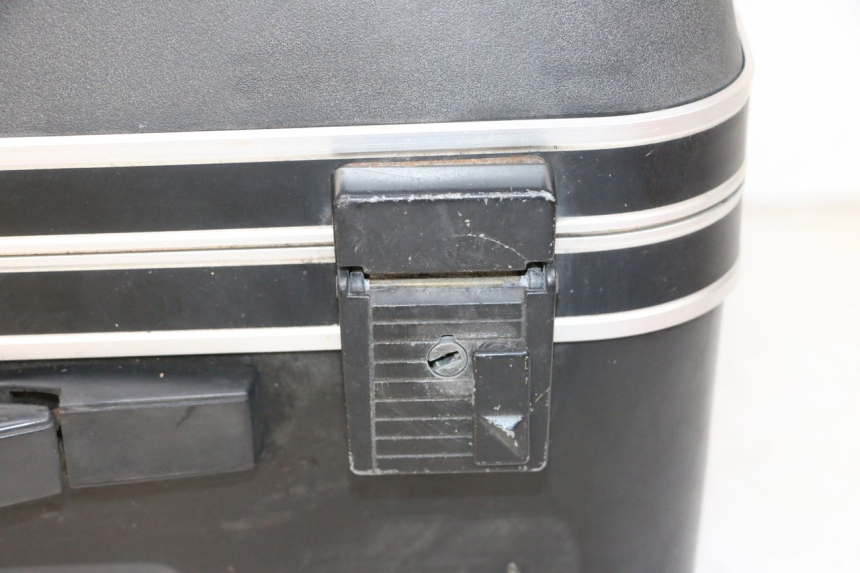 photo de VALISE GAUCHE KAWASAKI GTR 1000 (1994 - 2004) - Vue rapprochée