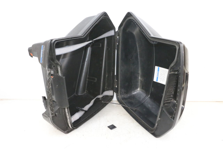 photo de VALISE GAUCHE KAWASAKI VERSYS ABS 650 (2015 - 2018) - Photo complémentaire