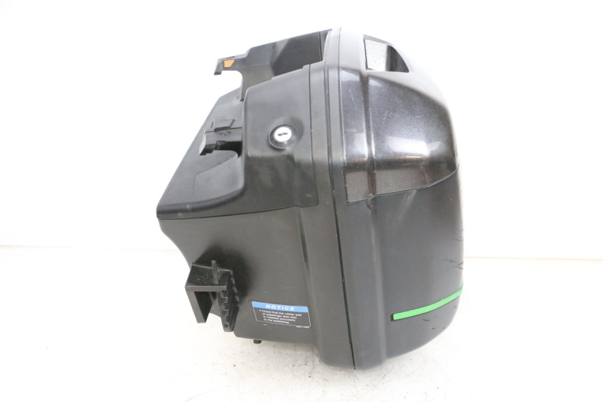photo de VALISE GAUCHE KAWASAKI VERSYS ABS 650 (2015 - 2018) - État de surface