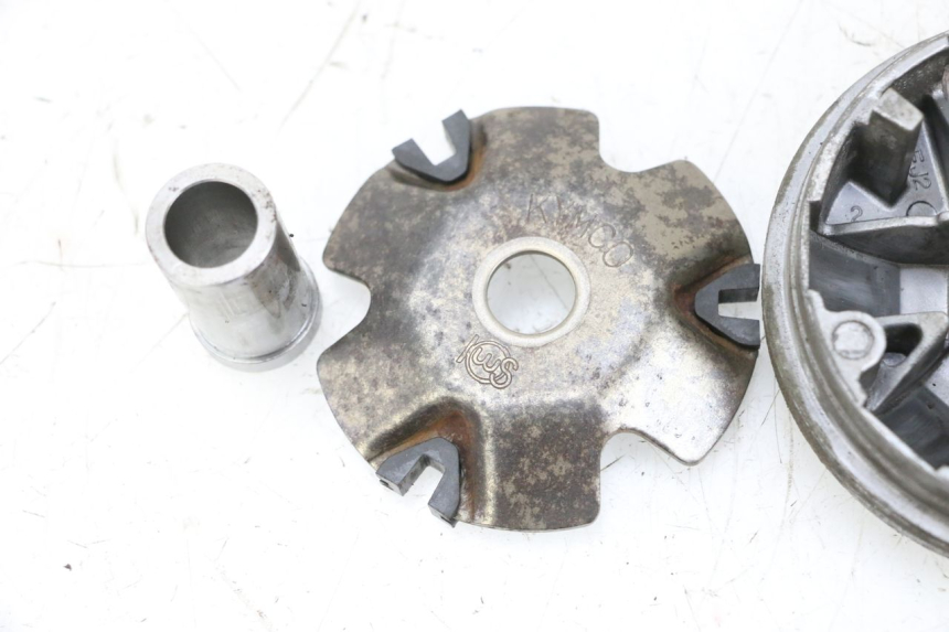 photo de VARIATEUR KYMCO AGILITY CITY 4T 50 (2008 - 2016) - Points de fixation