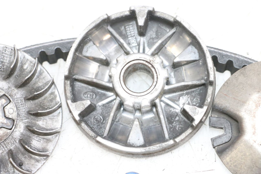 photo de VARIATEUR MBK BOOSTER SPIRIT NAKED 50 (2004 - 2017) - État de surface