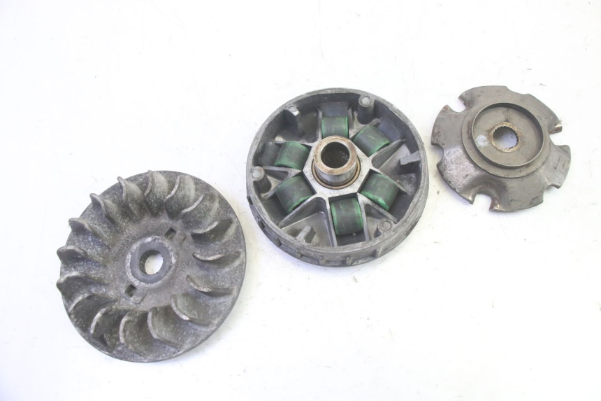 photo de VARIATEUR PIAGGIO MP3 RL 250 (2007 - 2010) - Zoom état d’usage