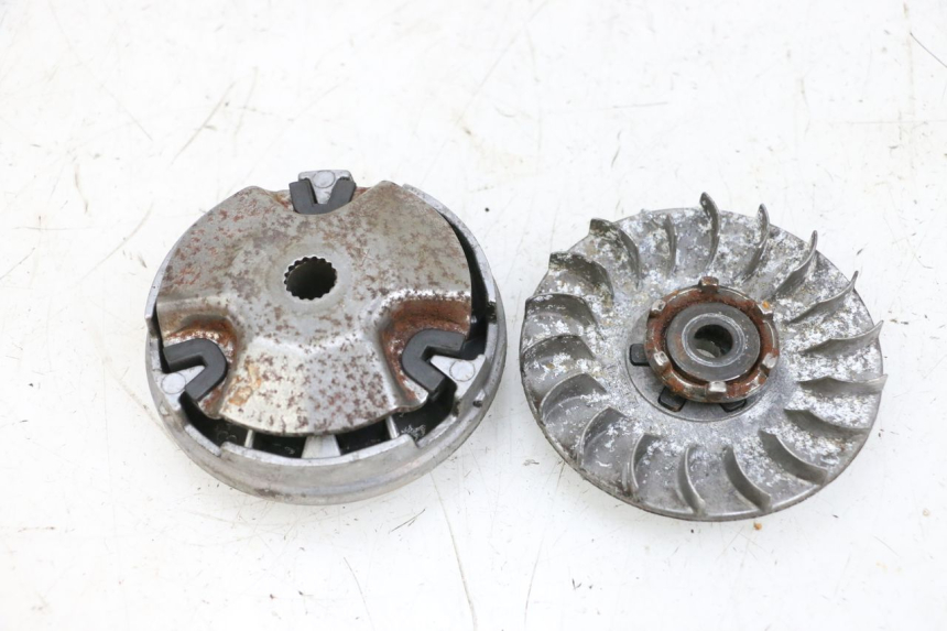 photo de VARIATEUR YAMAHA NEO'S NEOS 2T 50 (1998 - 2007) - Détail de la pièce