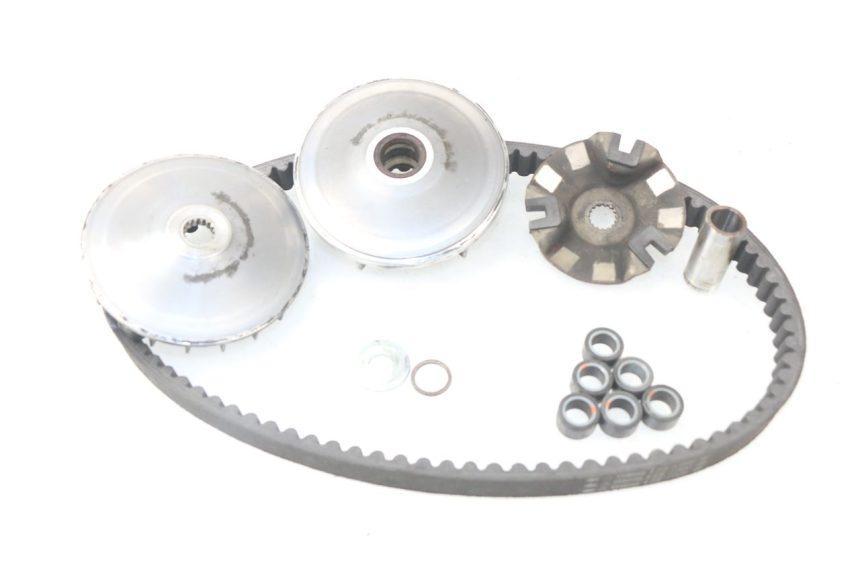 photo de VARIATEUR YAMAHA XMAX X-MAX ABS 125 (2014 - 2016) - Gros plan technique