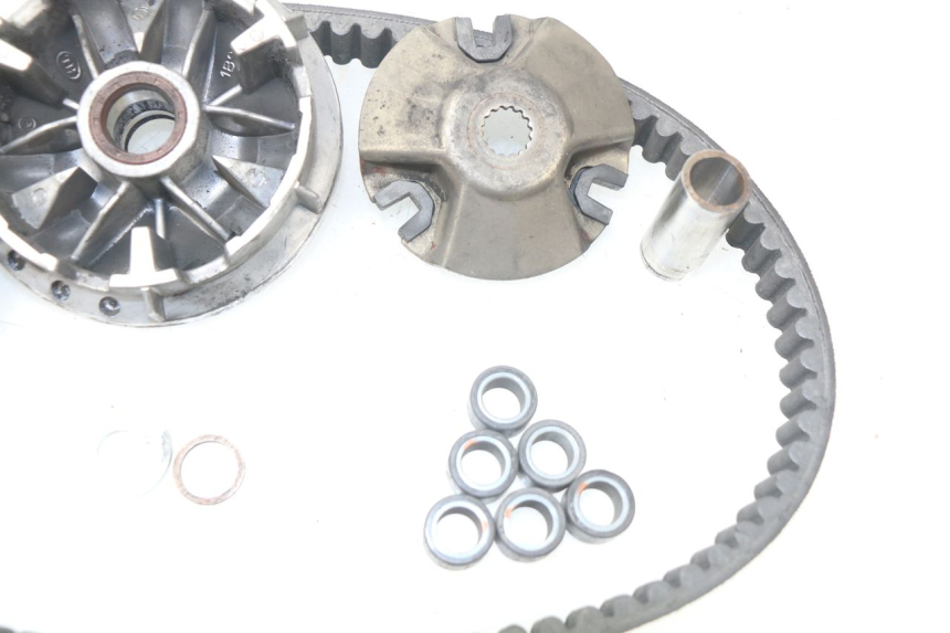 photo de VARIATEUR YAMAHA XMAX X-MAX ABS 125 (2014 - 2016) - Points de fixation