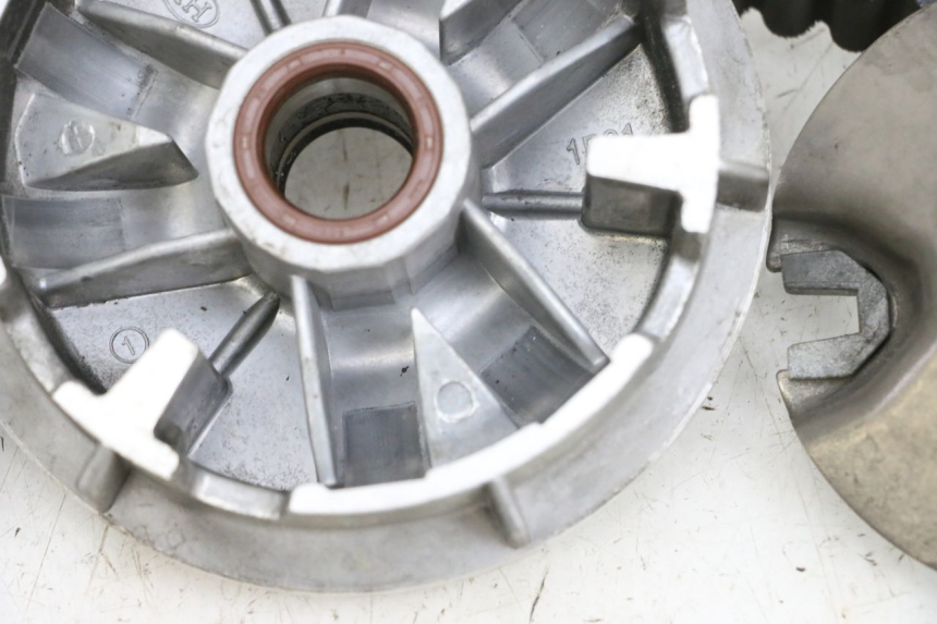 photo de VARIATEUR YAMAHA XMAX X-MAX 125 (2006 - 2009) - Photo complémentaire