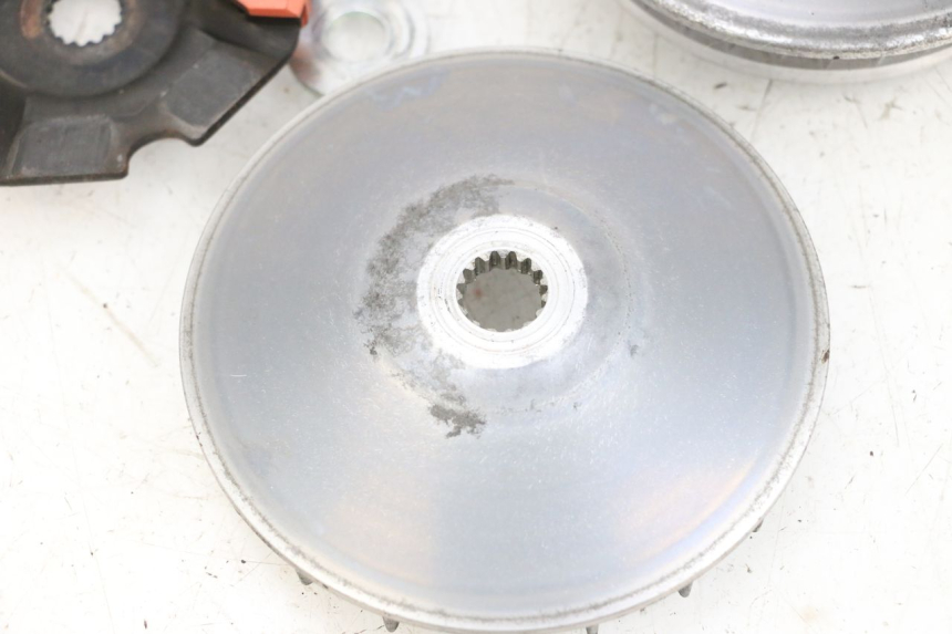 photo de VARIATEUR YAMAHA X-MAX XMAX 125 (2010 - 2013) - Autre angle de vue