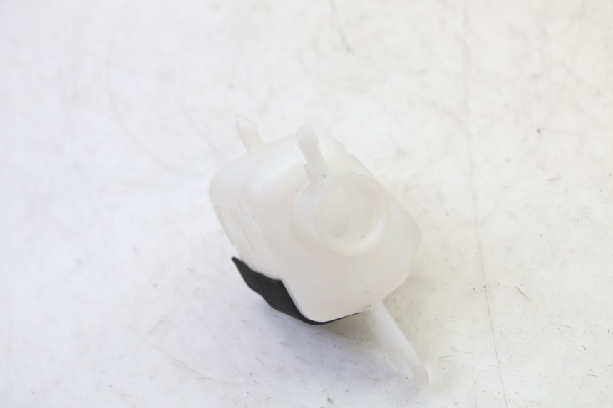 photo de VASE EXPANSION YAMAHA XMAX X-MAX 125 (2021 - 2025)