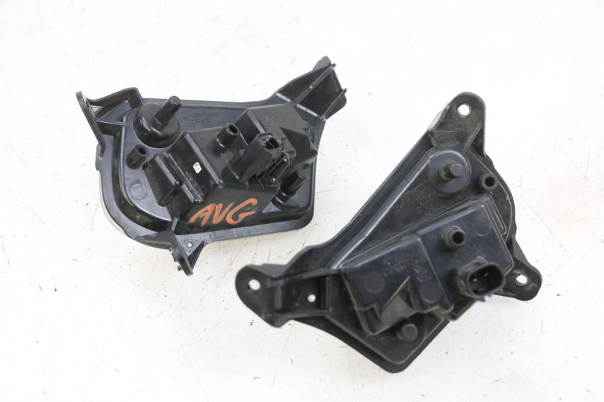 photo de VEILLEUSE SUZUKI BURGMAN 650 (2013 - 2020)