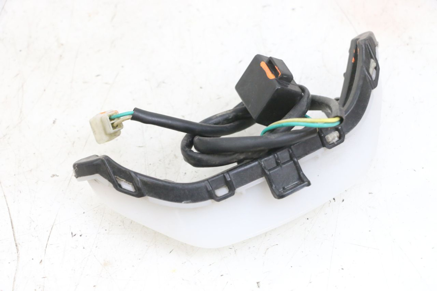 photo de VEILLEUSE PEUGEOT KISBEE 4T 50 (2018 - 2022) - Zoom état d’usage