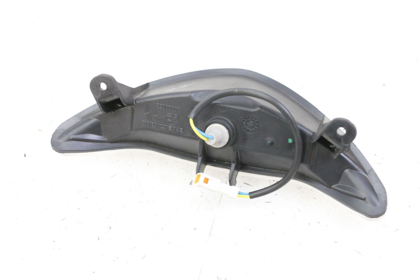 photo de VEILLEUSE PIAGGIO MP3 500 (2014 - 2016)