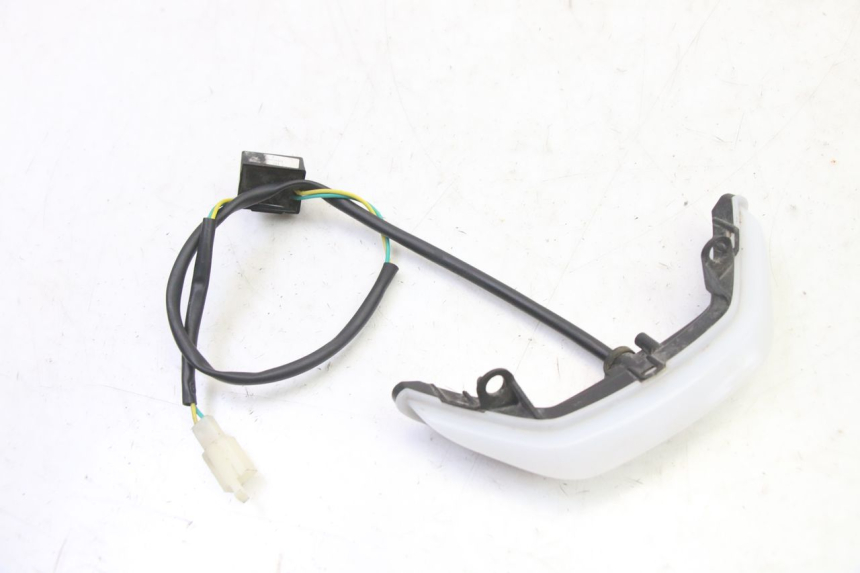 photo de VEILLEUSE PEUGEOT STREETZONE I NAKED 2T 50 (2018 - 2020)