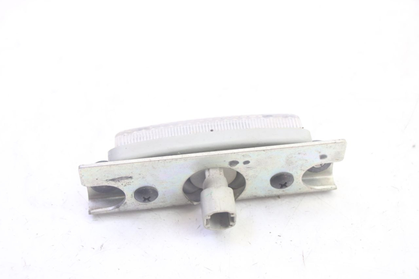 photo de VEILLEUSE YAMAHA TDM ABS 900 (2002 - 2014) - Zoom état d’usage