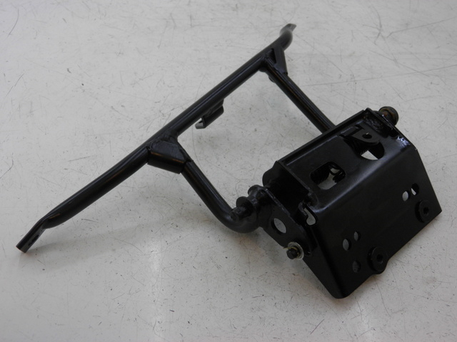 photo de VÉRIN COFFRE HONDA FES S-WING SWING ABS 125 (2007 - 2015)