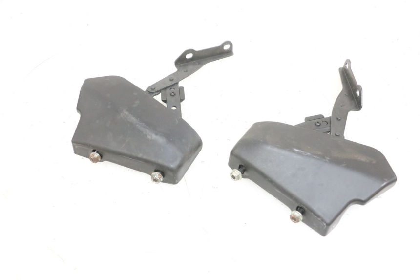 photo de VERIN COFFRE PIAGGIO MP3 RL 250 (2007 - 2010) - Zoom état d’usage