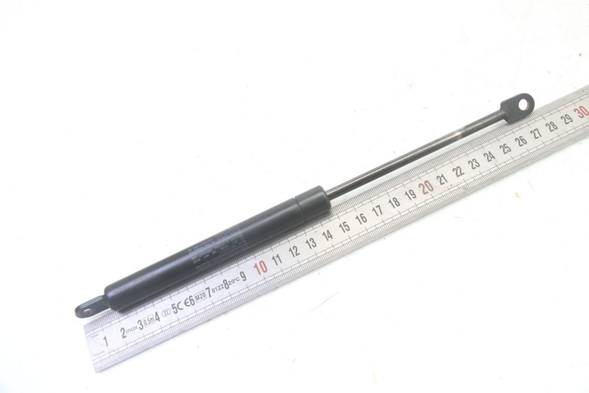 photo de VÉRIN SELLE PIAGGIO X9 EVOLUTION 125 (2003 - 2007)