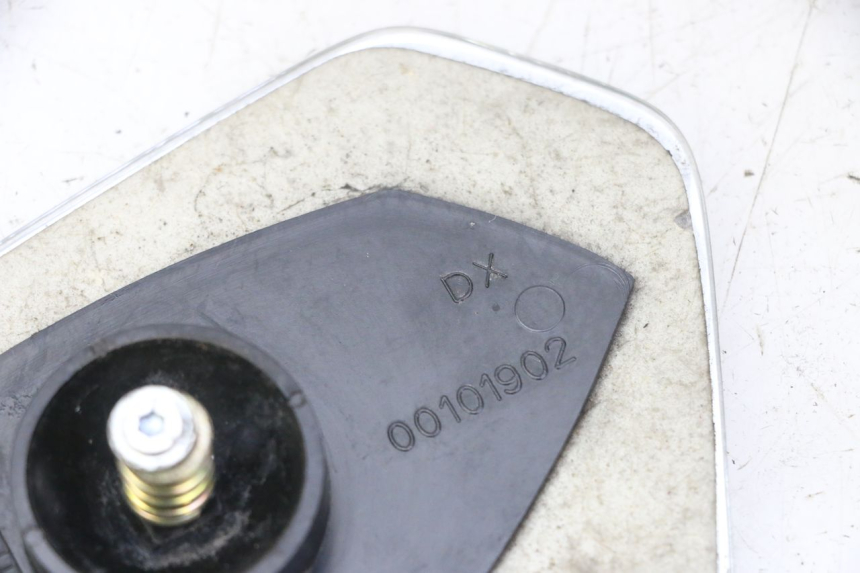 photo de VERRE RETROVISEUR DROIT PIAGGIO X9 EVOLUTION 125 (2003 - 2007)