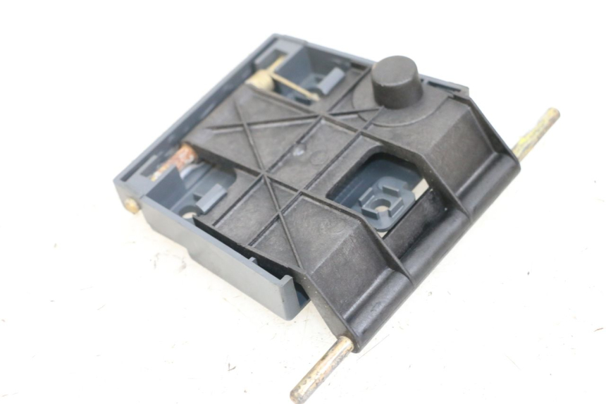 photo de VERROUILLAGE TRAPPE PEUGEOT BUXY 50 (1993 - 1998)
