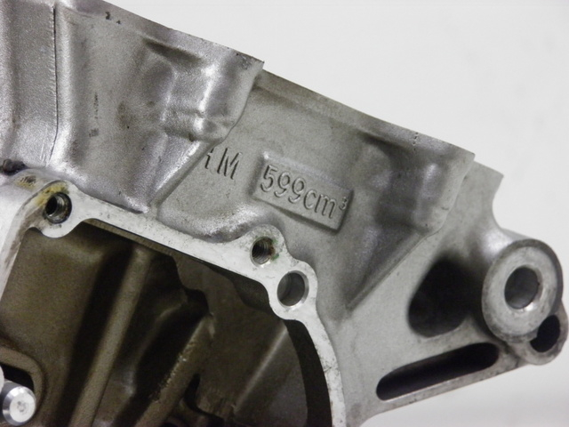 photo de VILEBREQUIN HONDA CB F HORNET 600 (1998 - 1999) - Points de fixation