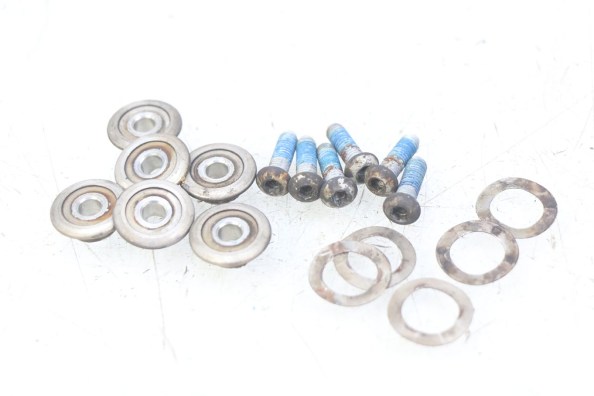 photo de VIS DISQUE DE FREIN PIAGGIO BEVERLY 125 (2010 - 2015)