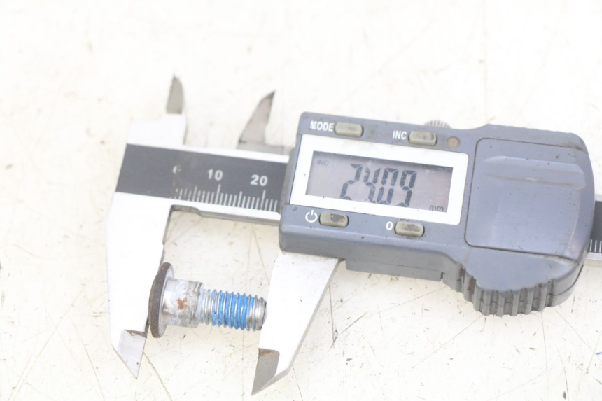 photo de VIS DISQUE DE FREIN SUZUKI BURGMAN 650 (2002 - 2004)