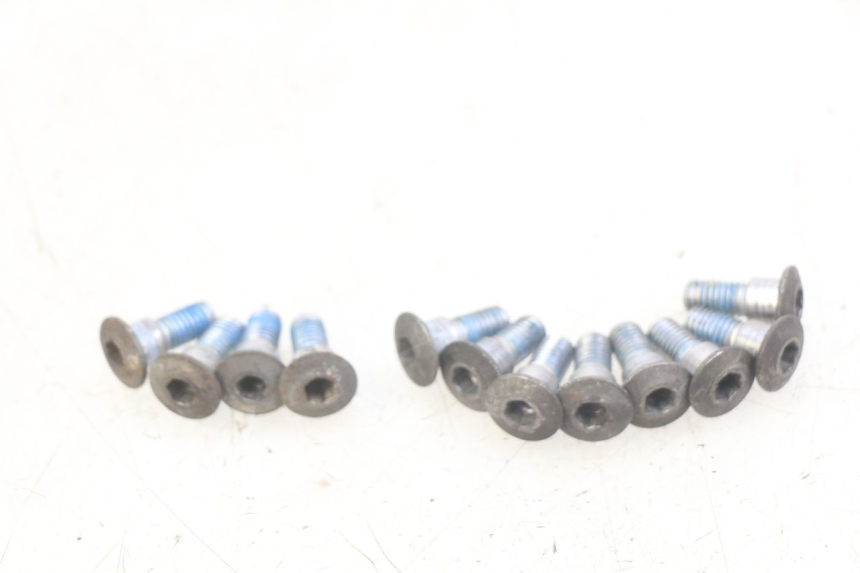 photo de VIS DISQUE DE FREIN SUZUKI BURGMAN 650 (2002 - 2004)