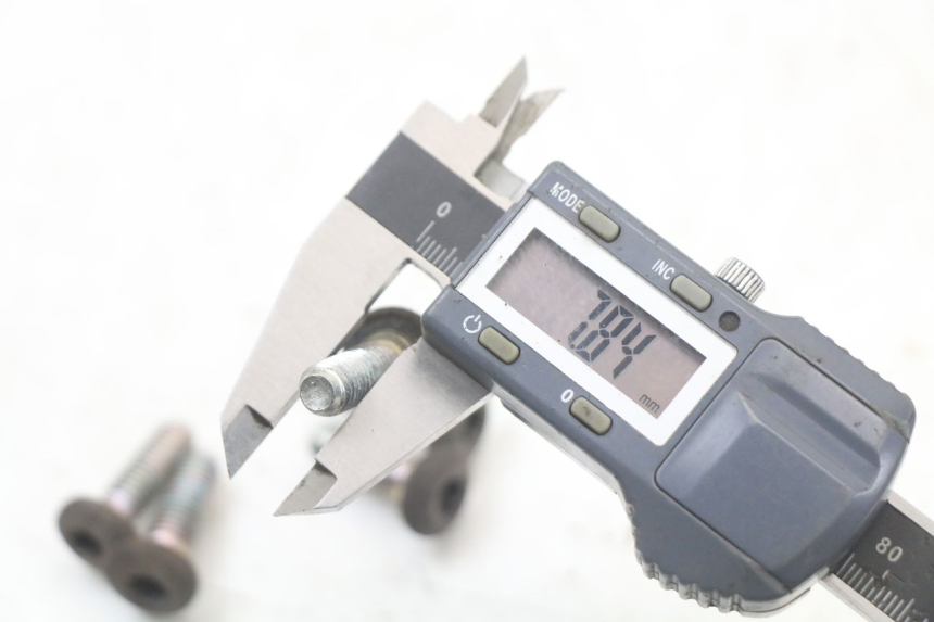 photo de VIS DISQUE DE FREIN YAMAHA BW'S BWS 125 (2010 - 2013)