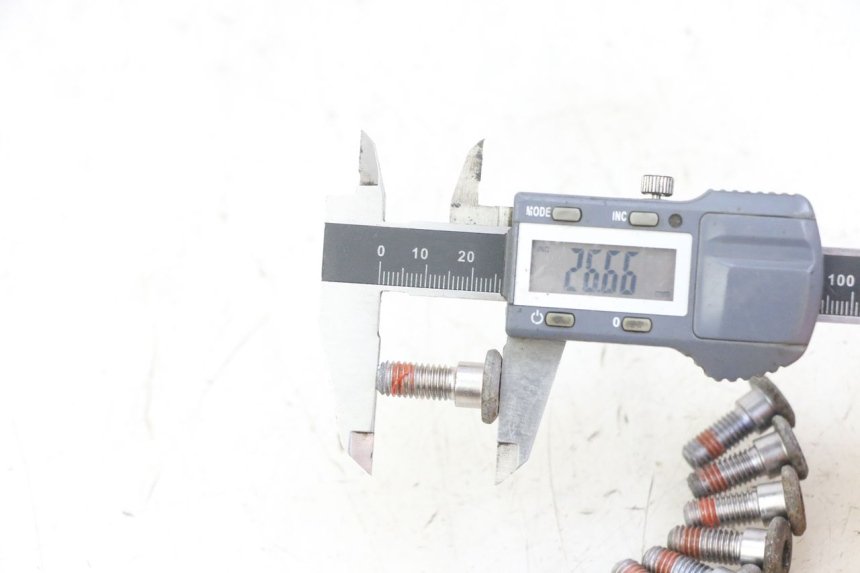 photo de VIS DISQUE DE FREIN HONDA CBF 500 (2004 - 2007)