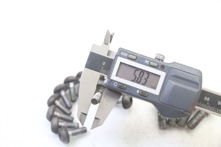 photo de VIS DISQUE DE FREIN HONDA CBR RR FIREBLADE 900 (1992 - 1994)