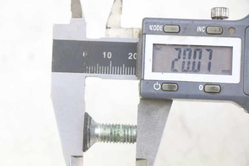 photo de VIS DISQUE DE FREIN PEUGEOT CITYSTAR 125 (2011 - 2017)