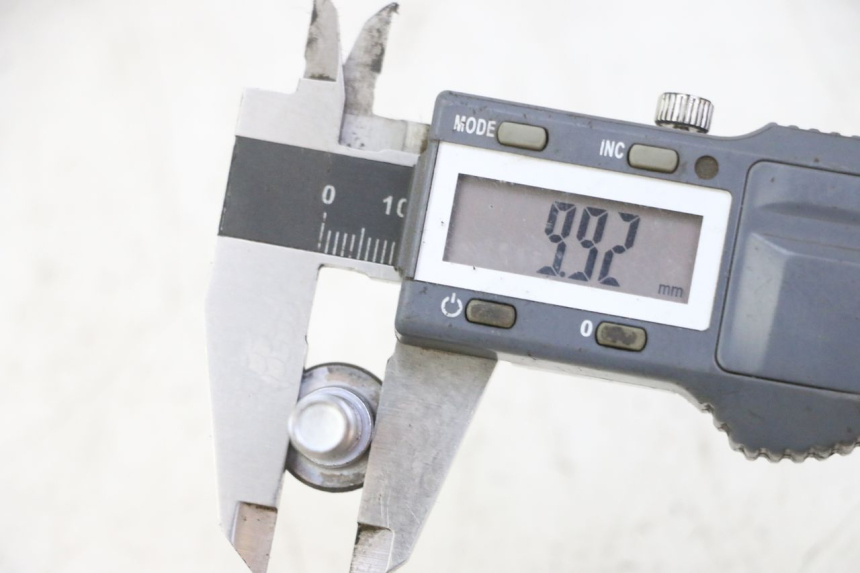 photo de VIS DISQUE DE FREIN HONDA FES S-WING SWING ABS 125 (2007 - 2015)