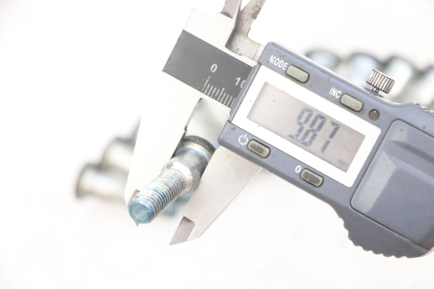 photo de VIS DISQUE DE FREIN SUZUKI GSF N BANDIT 600 (1996 - 1999) - Détail de la pièce